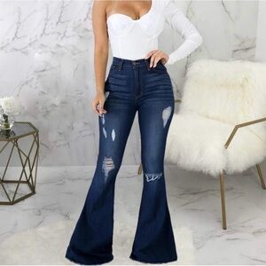 NWOT Women’s Super Flare Bell Bottom Ripped High Rise Blue Jeans Size L (8-10)